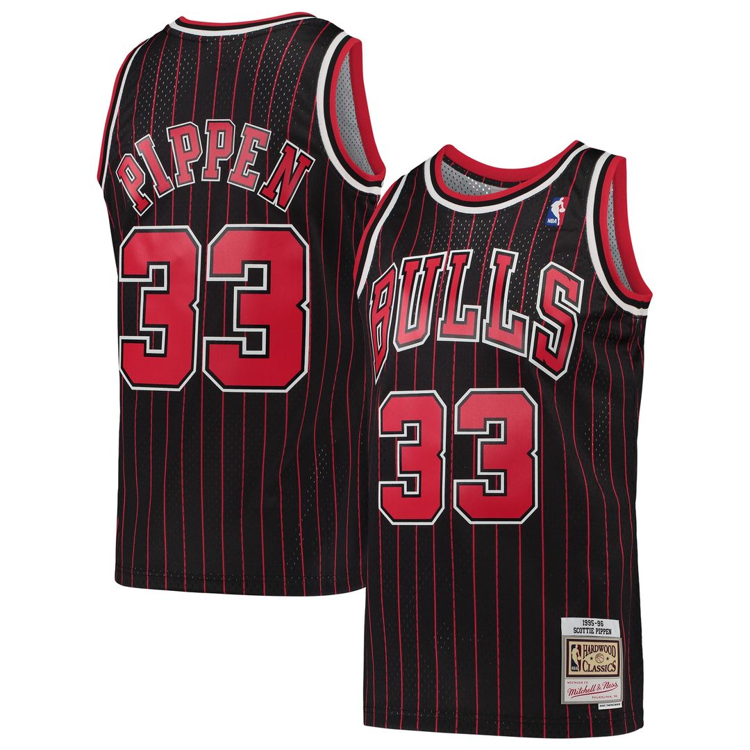 Chicago Bulls Scottie Pippen Mitchell & Ness Hardwood product image 1