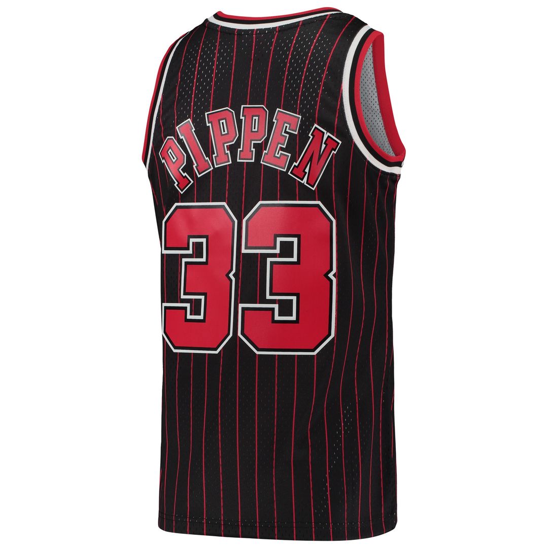 Chicago Bulls Scottie Pippen Mitchell & Ness Hardwood product image 3