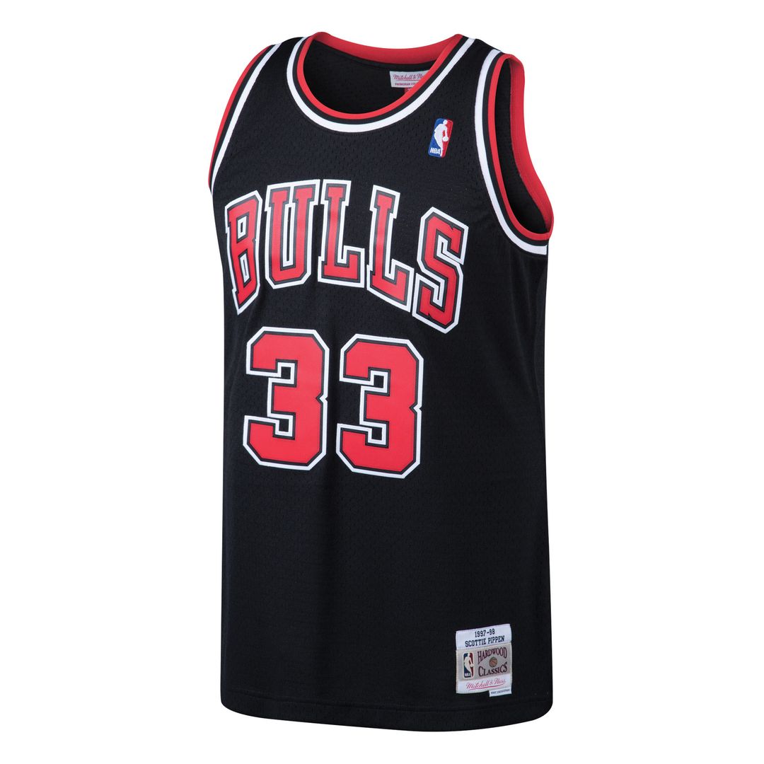 Chicago Bulls Scottie Pippen Mitchell & Ness 1997/98 product image 5