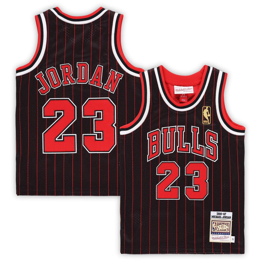 Chicago Bulls Michael Jordan Mitchell & Ness Toddler product image 1