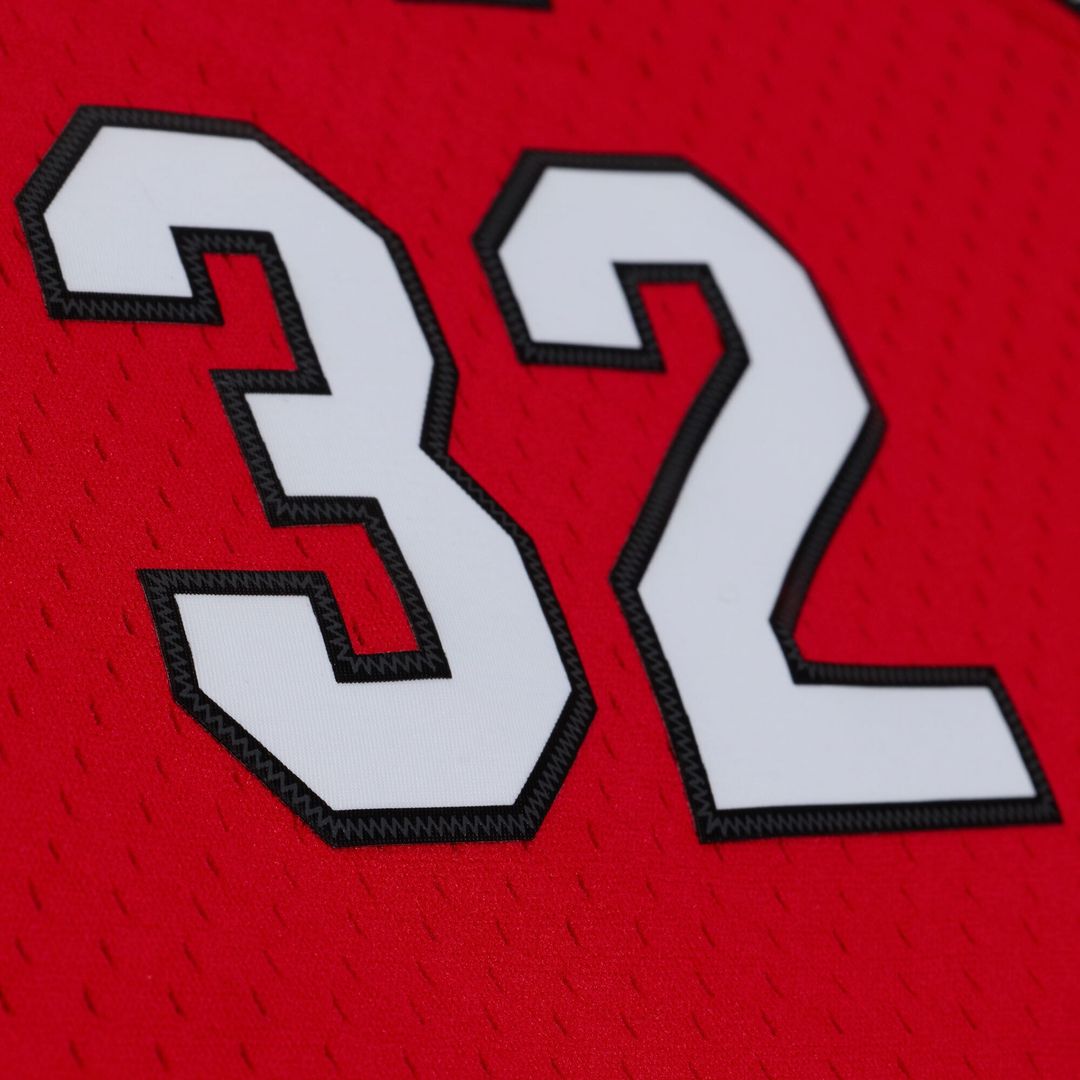 Miami Heat Shaquille O'Neal Mitchell & Ness 2005 - 06 product image 3