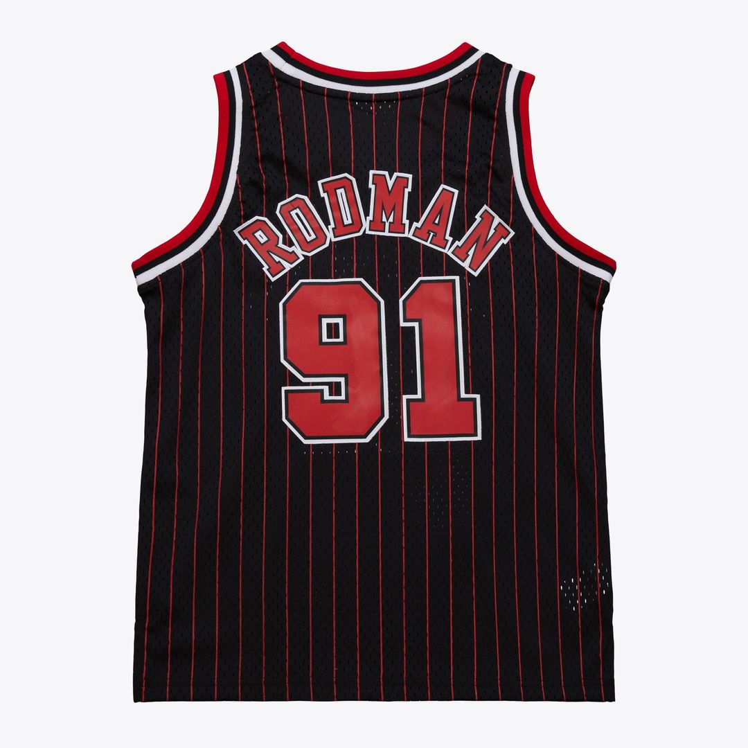 Chicago Bulls Dennis Rodman Youth 1995/96 Swingman Jersey product image 2