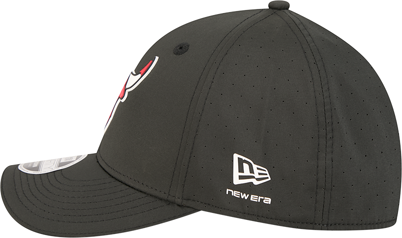 Chicago Bulls New Era Assist Black M-Crown 39THIRTY Flex Hat for Men product image 4, provided for visual reference and