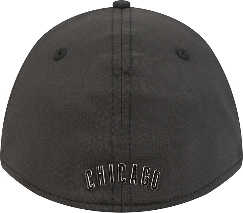 Chicago Cubs New Era M-Crown 39Thirty Metallic Black Performance Flex Fit Hat product image 6, provided for visual reference