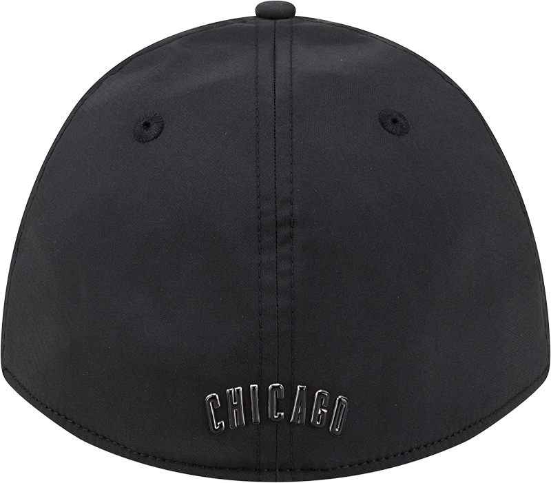 Chicago Cubs New Era M-Crown 39Thirty Metallic Black Performance Flex Fit Hat-Crawling Bear product image 5, provided for