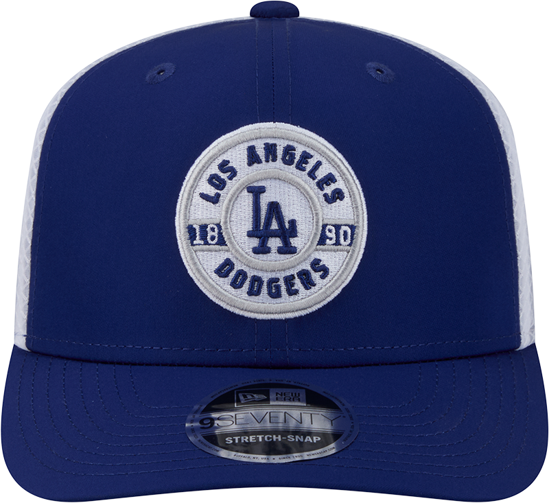 Los Angeles Dodgers New Era Circle Patch 9SEVENTY Trucker Adjustable Hat for Men product image 2, provided for visual