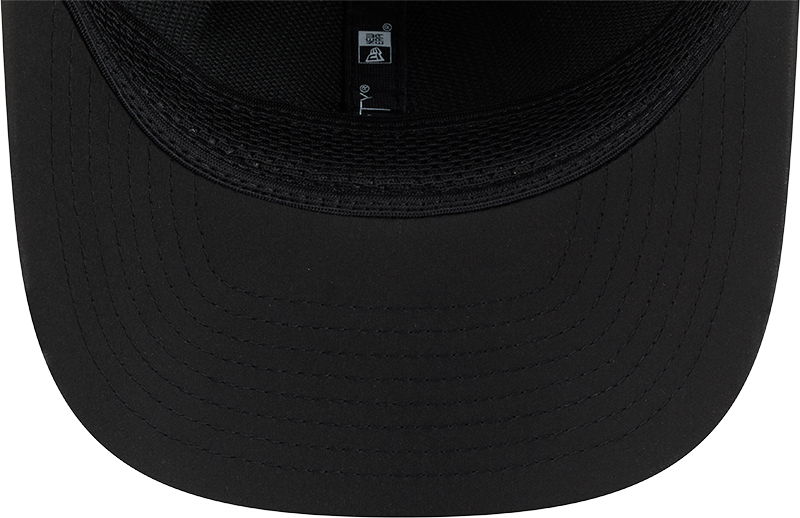 Chicago Bears New Era 2026 NFL Sideline 9SEVENTY 'B' Logo Tonal Black Adjustable Hat for Men product image 7, provided for