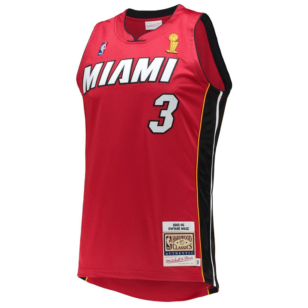 Miami Heat Dwyane Wade Mitchell & Ness 2005 - 06 Hardwood product image 2