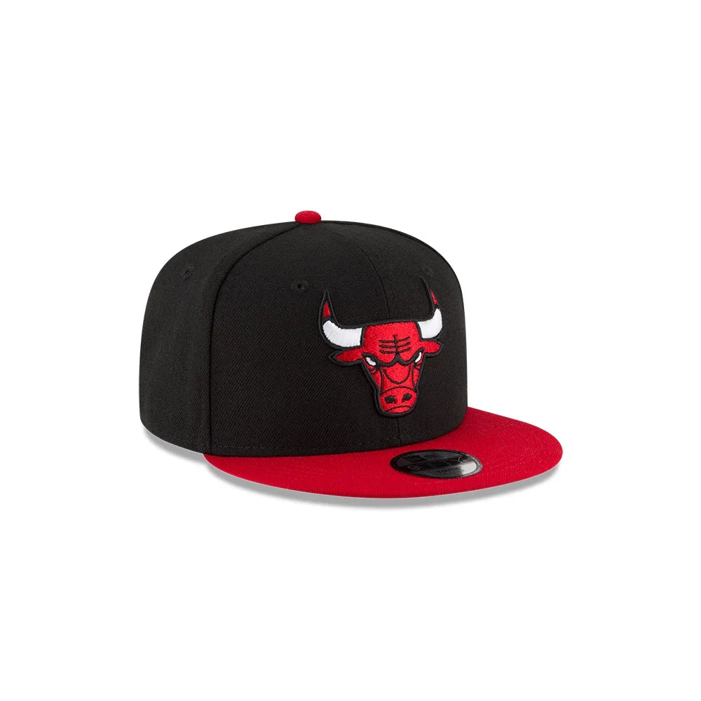 Youth Chicago Bulls 2-Tone Black/Red New Era 9FIFTY Snapback Hat product image 3, provided for visual reference and product