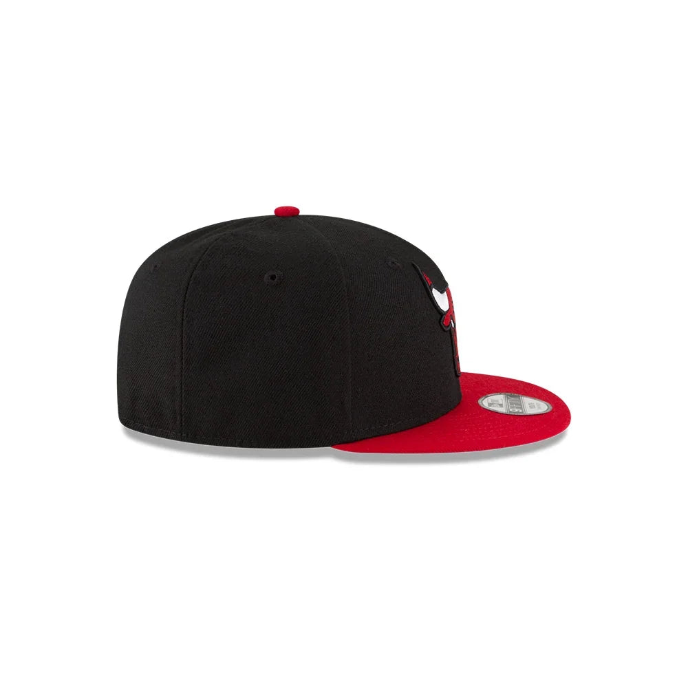 Youth Chicago Bulls 2-Tone Black/Red New Era 9FIFTY Snapback Hat product image 4, provided for visual reference and product