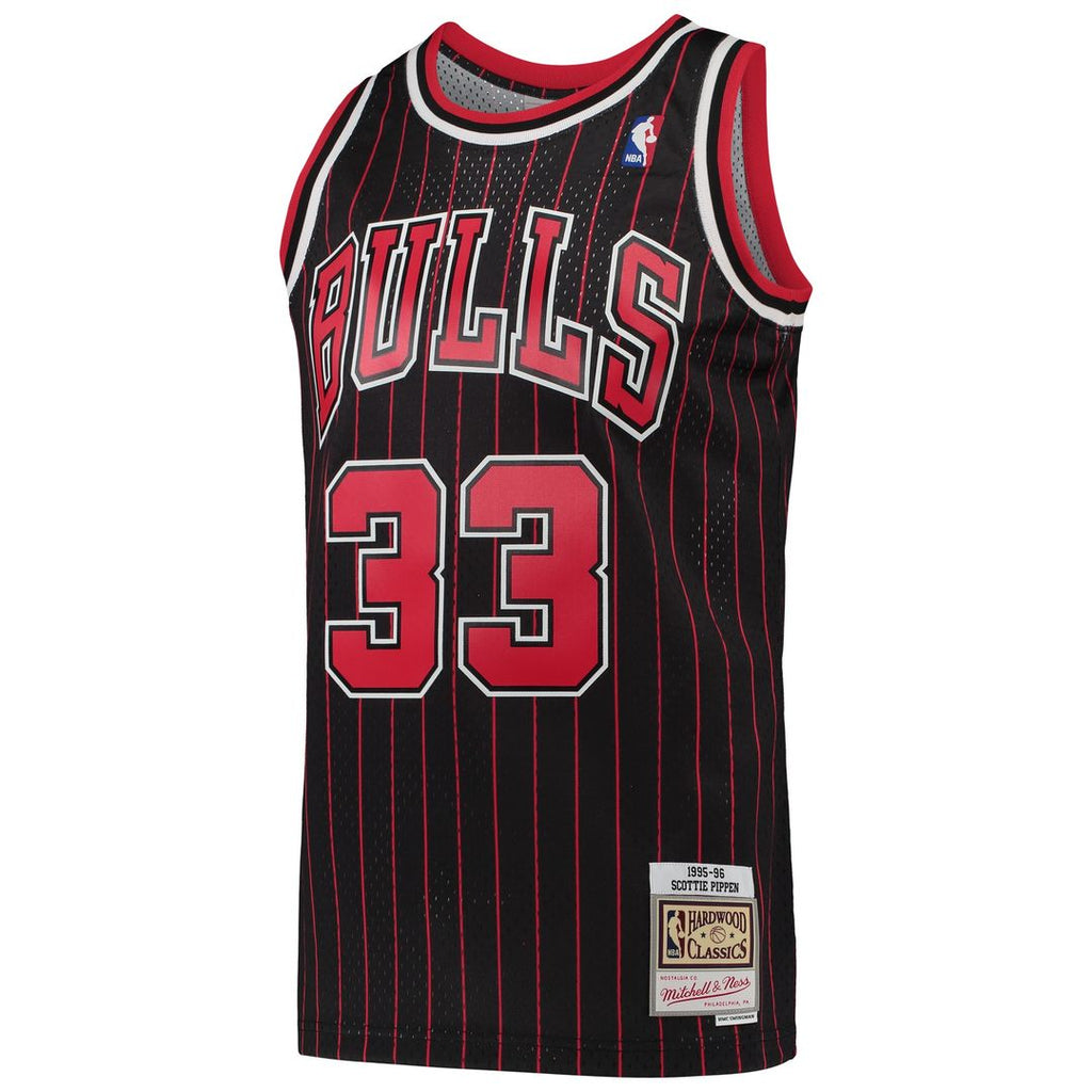 Chicago Bulls Scottie Pippen Mitchell & Ness Hardwood product image 2