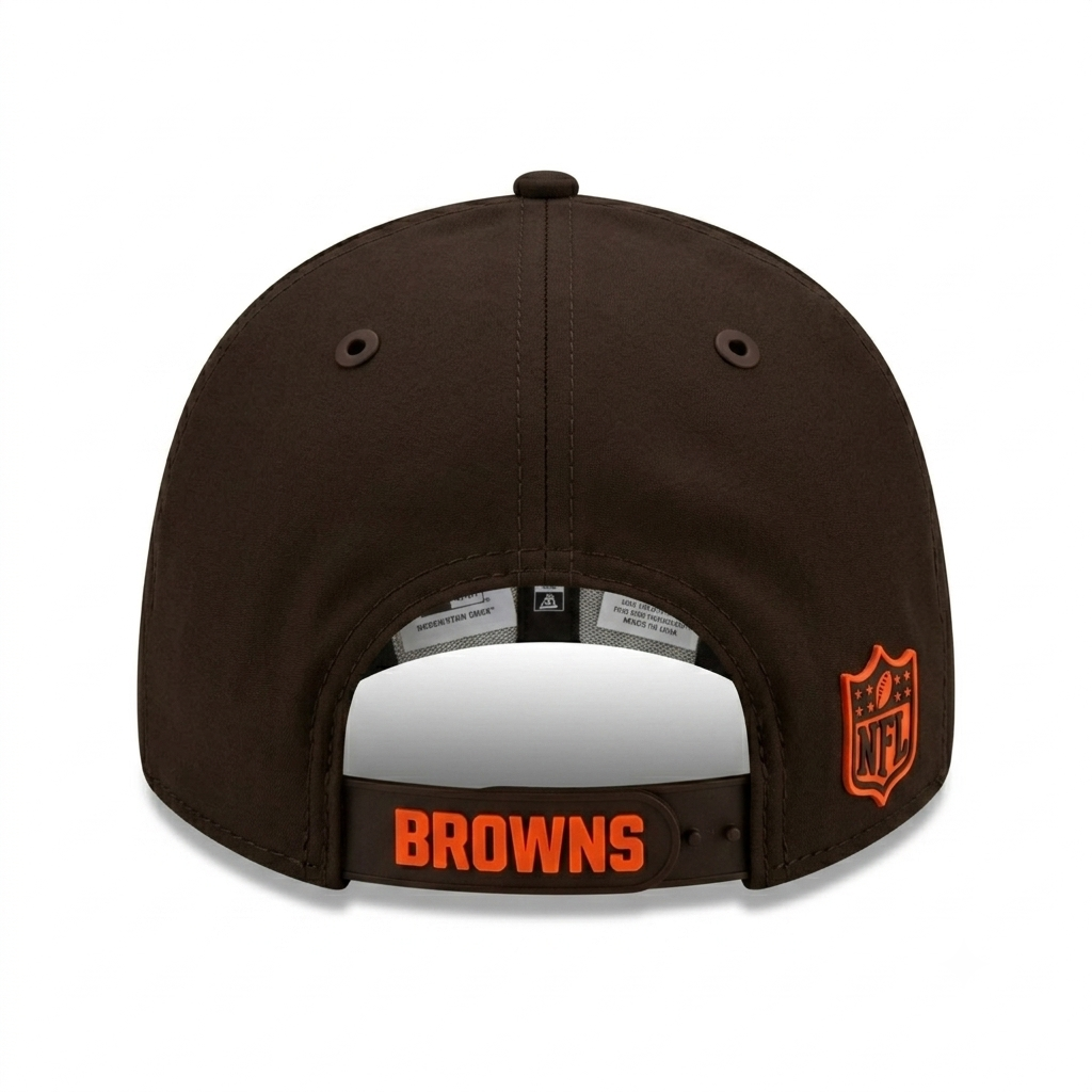 Cleveland Browns New Era 2026 NFL Sideline 9SEVENTY Adjustable Hat for Men product image 4, provided for visual reference