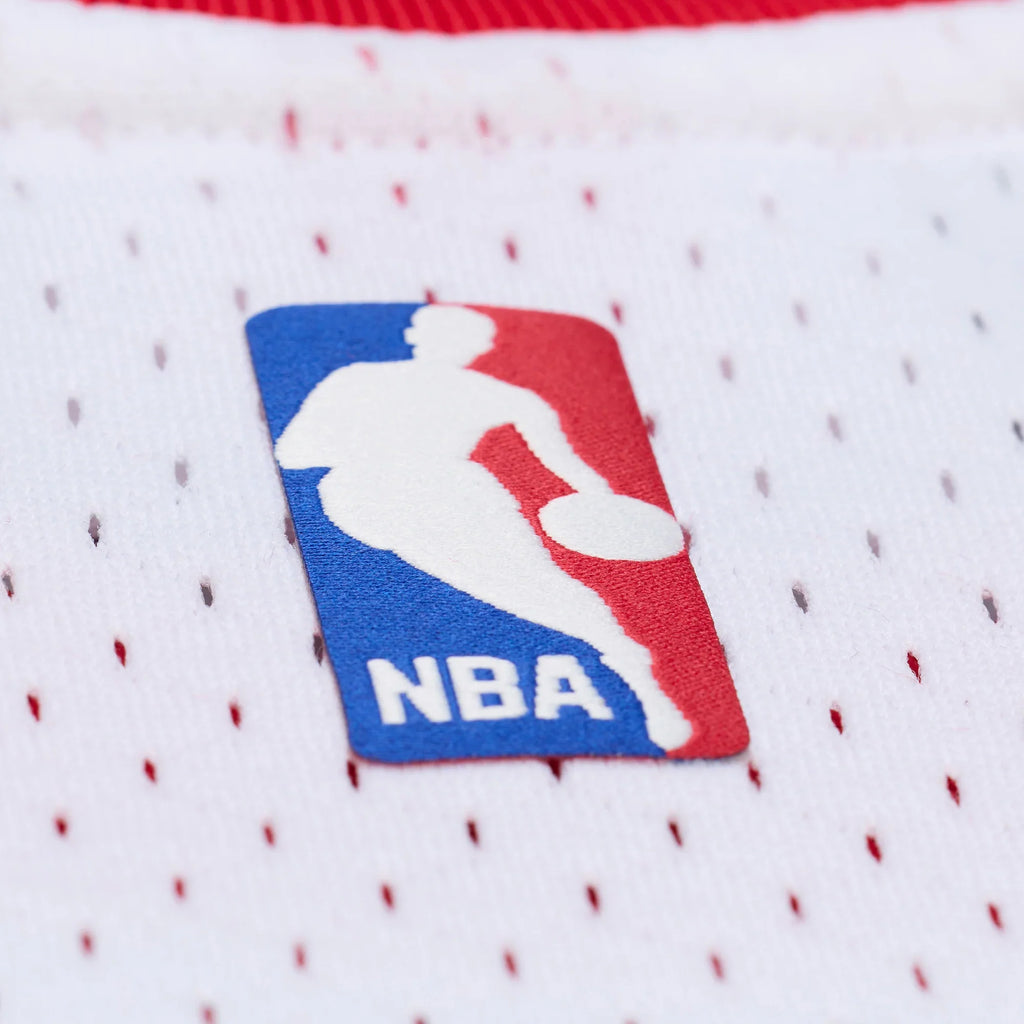 Chicago Bulls Derrick Rose Mitchell & Ness White 2014-15 Hardwood Classics Swingman Jersey for Men product image 3, provided