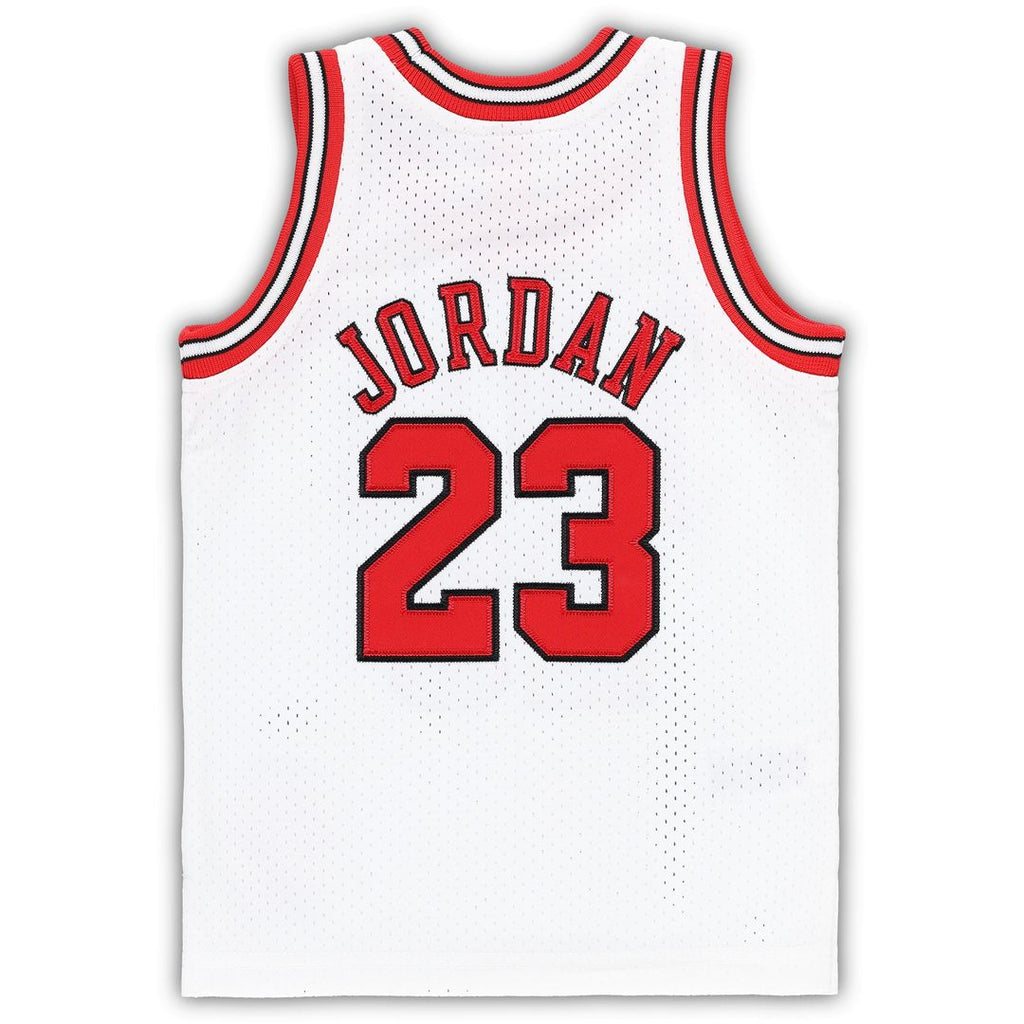 Chicago Bulls Michael Jordan Mitchell & Ness Infant 1996/97 product image 12
