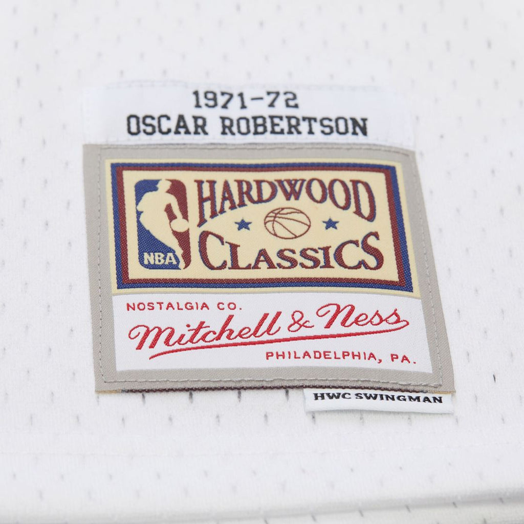Milwaukee Bucks Oscar Robertson Mitchell & Ness 1971/72 product image 12