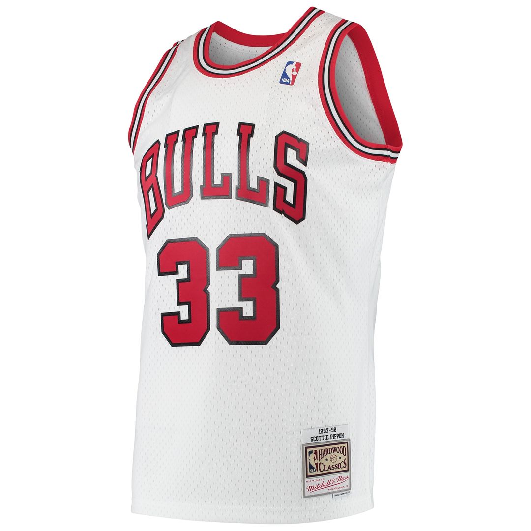 Chicago Bulls Scottie Pippen Mitchell & Ness 1997/98 product image 8