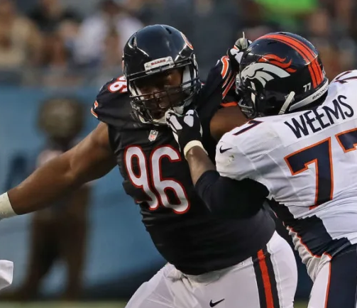 Akiem Hicks Chicago Bears Action Photo (8X10) product image 1, provided for visual reference and product detail review