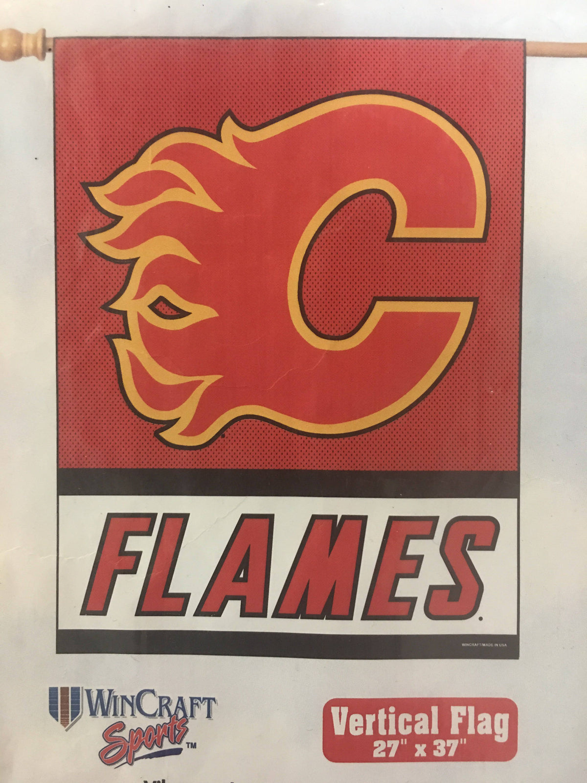 Calgary Flames Retro Team Logo Vertical Flag product image 1, provided for visual reference and product detail review