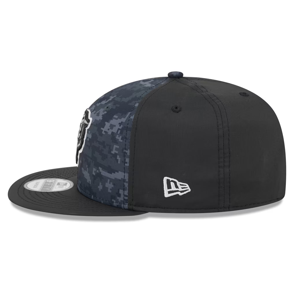 Chicago Bears New Era 2026 Salute To Service 9FIFTY Bearhead Logo Adjustable Snapback Hat - Black product image 7, provided
