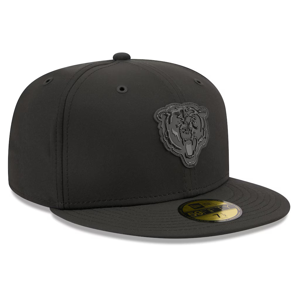 Chicago Bears 2026 NFL Sideline Performance 59FIFTY Tonal Black Fitted Hat product image 3, provided for visual reference