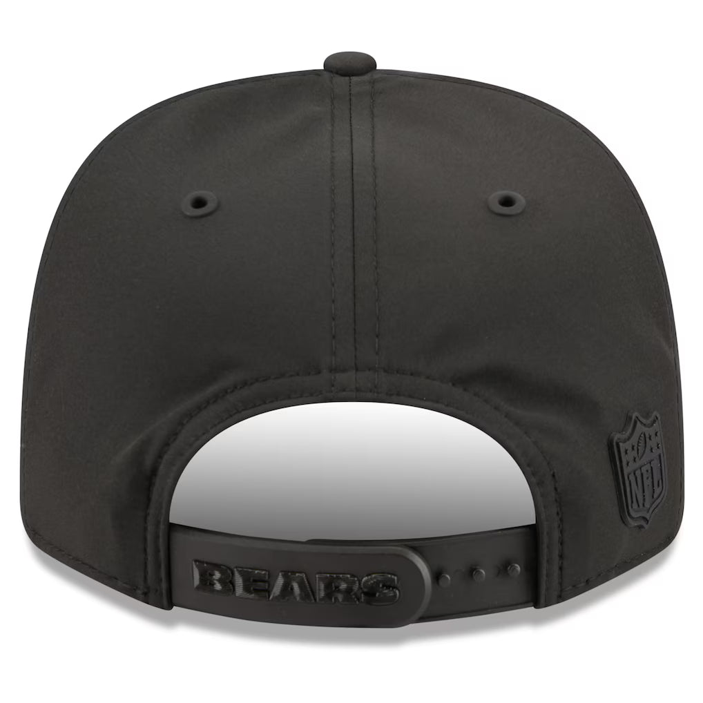 Chicago Bears New Era 2026 NFL Sideline 9SEVENTY Tonal Black Adjustable Hat for Men product image 4, provided for visual
