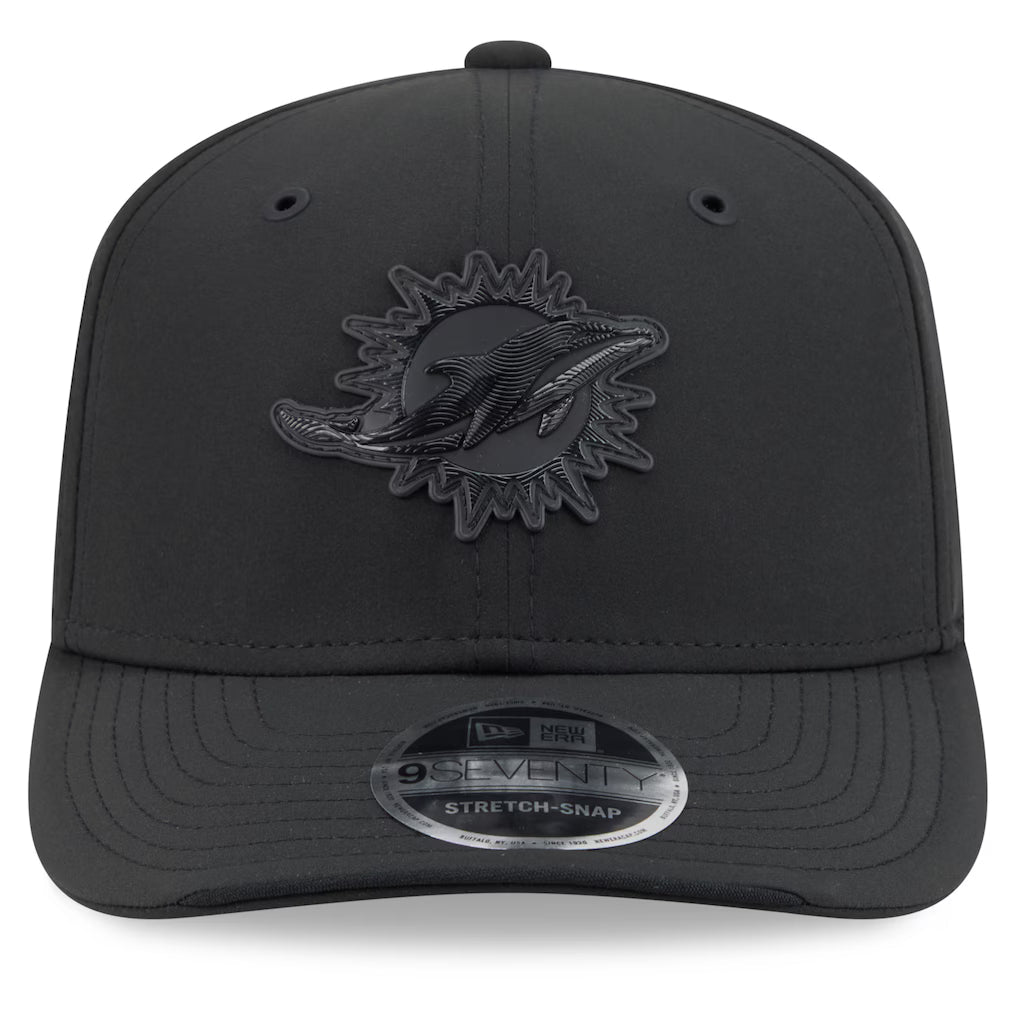 Miami Dolphins New Era 2026 NFL Sideline 9SEVENTY Black Adjustable Hat for Men product image 2, provided for visual