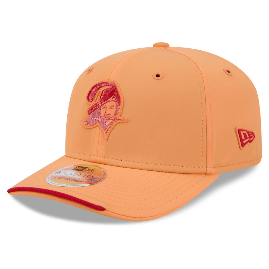 Tampa Bay Buccaneers New Era 2026 NFL Sideline 9SEVENTY Alternate Orange Adjustable Hat for Men product image 1, provided