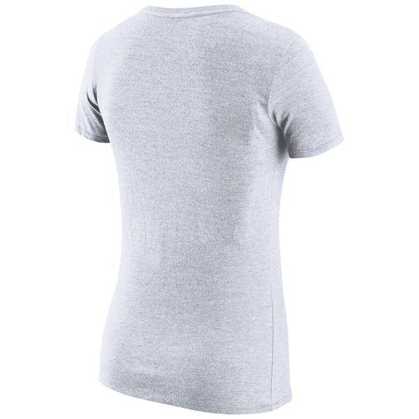 Chicago Cubs Practice 1.7 Tri-Blend V-Neck T-Shirt for Women product image 2, provided for visual reference and product